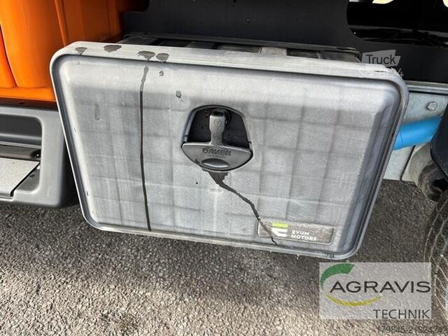 Nákladné vozidlo na špeciálne účely EVUM MOTORS ACAR