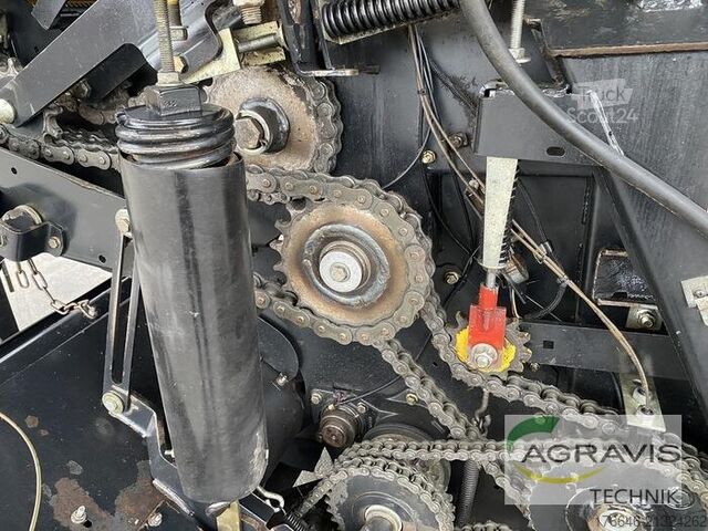 Šiaudų presas (žemės ūkis) New Holland BR 7070 EC