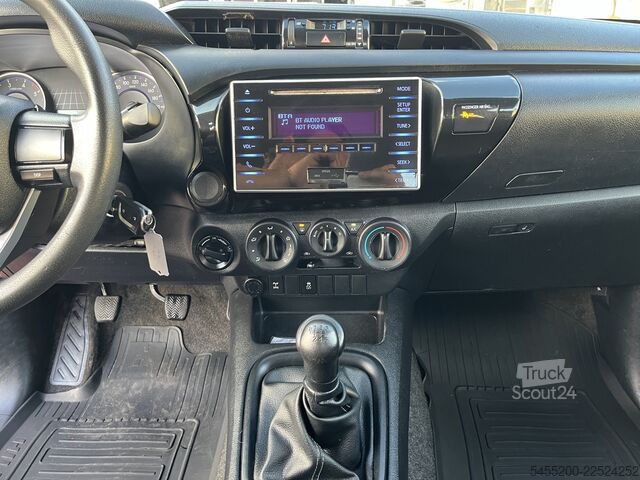 Pickup Toyota HiLux 2.4 D-4D-F Xtra Cab Cool Comfort Airco Tr...