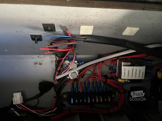Pickup Toyota HiLux 2.4 D-4D-F Xtra Cab Cool Comfort Airco Tr...