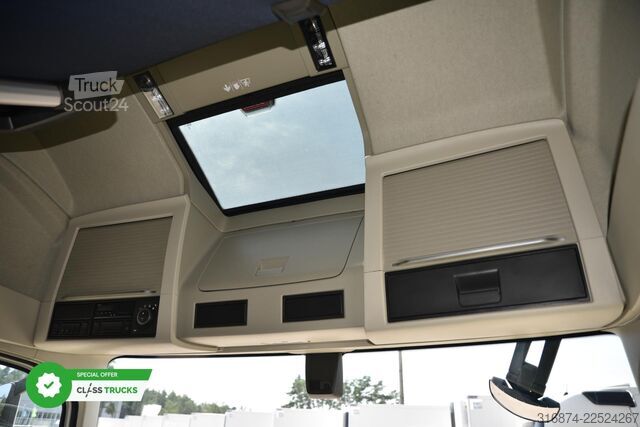 Standaard trekker VOLVO FH 500 XL Retarder i-ParkCool ACC