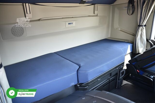 Standaard trekker VOLVO FH 500 XL Retarder i-ParkCool ACC