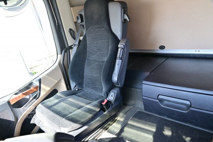 LKW mit Kofferaufbau Mercedes-Benz Actros 1843  LBW Alufelgen Scheckheft AHK Retarder