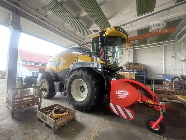 Drobljenec New Holland FR 550