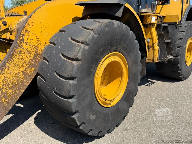 φορτωτής Caterpillar 972M