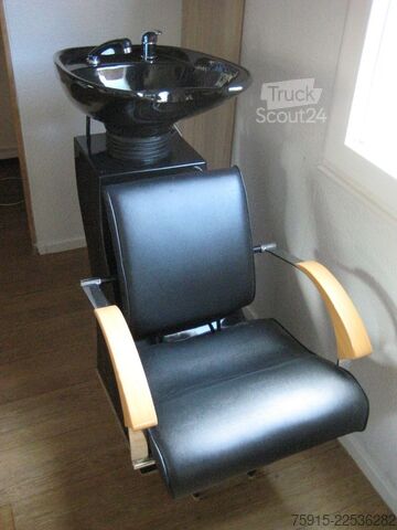 Furgoneta personalizada MAN 8.163 Friseurgeschäft Salon mit 4 Plätzen 7,49t