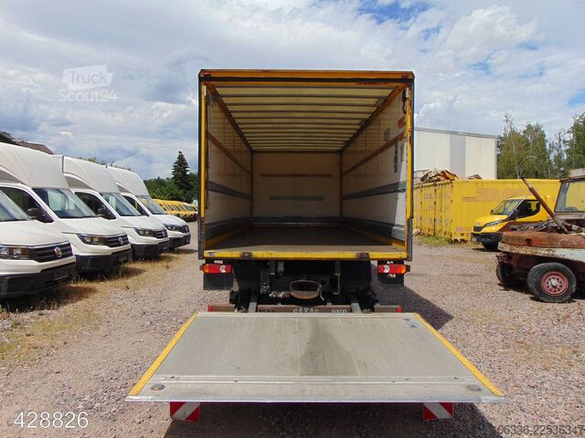 Vrachtwagen met bakwagen IVECO EuroCargo ML 120 E 28 LBW-AHK-COC