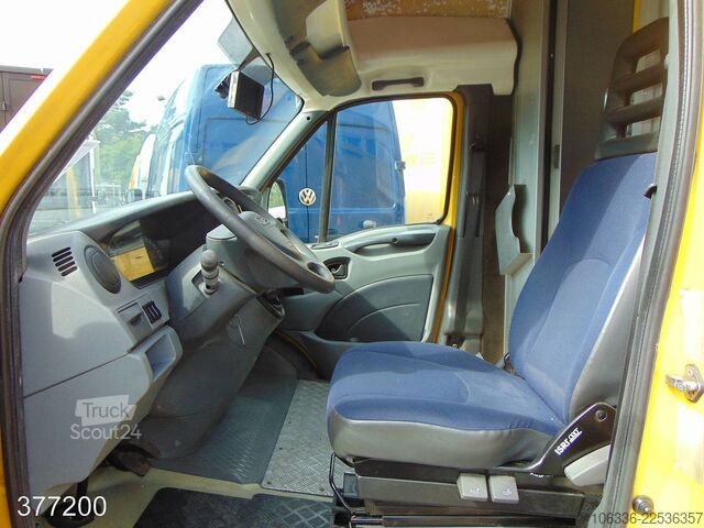 Vrachtwagen met bakwagen IVECO Daily 35 S 12 A / P Maxi Postkoffer REGALSYSTEM