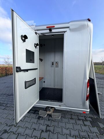 Перевозка лошадей Renault Master Renault Master Sodiak 2 paards / 3 pony's