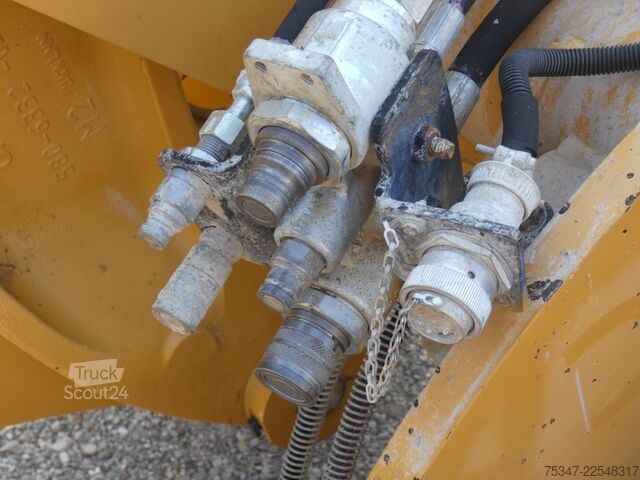 Radlader Caterpillar 908