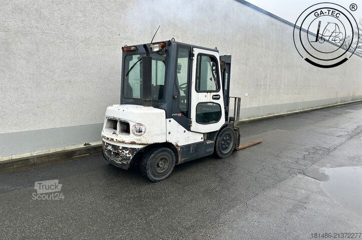 Empilhadeira diesel Doosan D25S-5