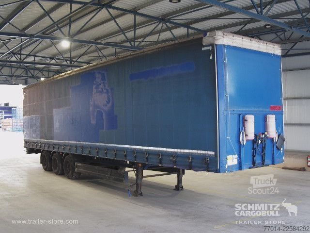 Öppen semitrailer med kapell Berger Curtainsider Standard