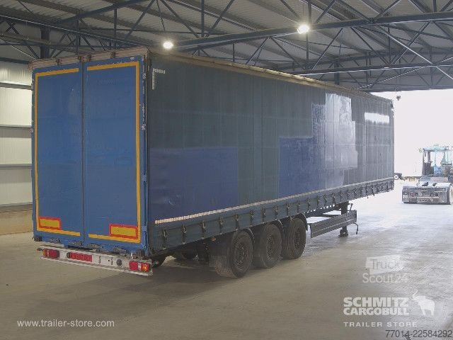 Öppen semitrailer med kapell Berger Curtainsider Standard