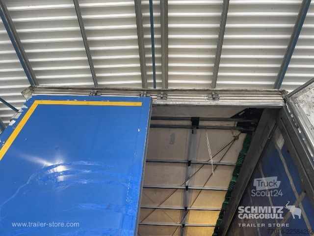 Öppen semitrailer med kapell Berger Curtainsider Standard