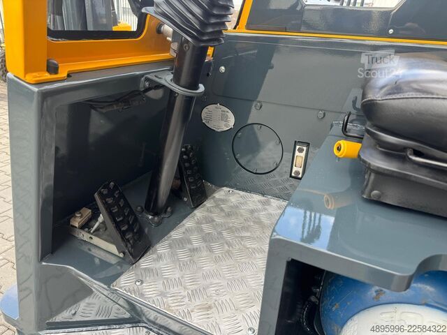 чотири-напрямний навантажувач Combilift CB3000/LPG /2016 year/ Perfect condition