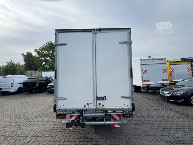 Vrachtwagen met bakwagen FIAT Ducato Koffer mit LBW *Klima*Kamera*Navi*