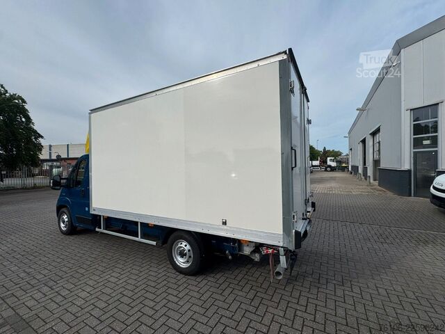 Vrachtwagen met bakwagen FIAT Ducato Koffer mit LBW *Klima*Kamera*Navi*