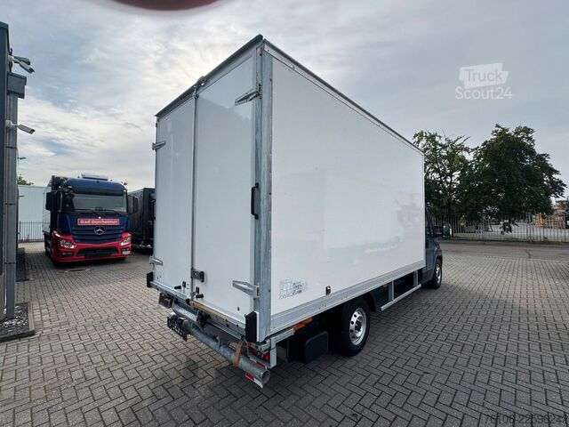 Vrachtwagen met bakwagen FIAT Ducato Koffer mit LBW *Klima*Kamera*Navi*
