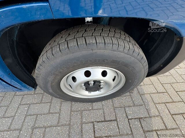Vrachtwagen met bakwagen FIAT Ducato Koffer mit LBW *Klima*Kamera*Navi*