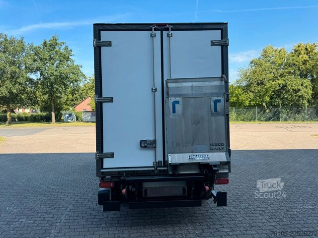 Furgoneta frigorífica IVECO Daily 35S16 Tiefkühlkoffer mit Ladebordwand