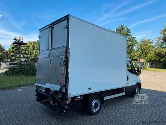 Furgoneta frigorífica IVECO Daily 35S16 Tiefkühlkoffer mit Ladebordwand
