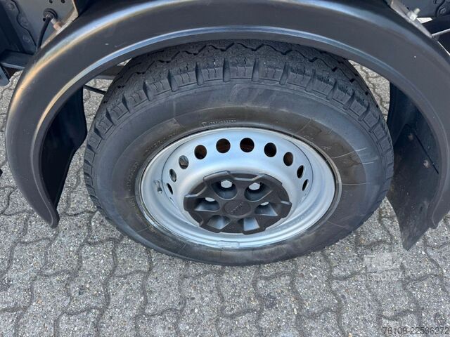 Furgoneta frigorífica IVECO Daily 35S16 Tiefkühlkoffer mit Ladebordwand