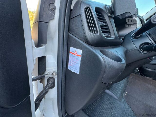 Laatikkoauto IVECO Daily 70C17 Koffer mit Ladebordwand