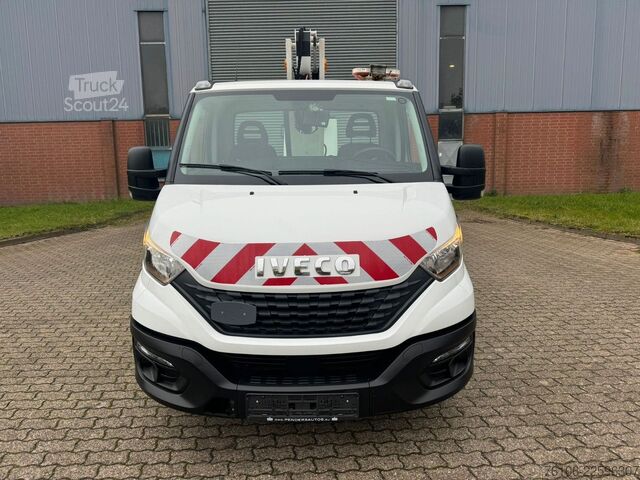 Vrachtwagenhoogwerker IVECO Daily 35S14 Hubarbeitsbühne Versalift 11,2 Meter