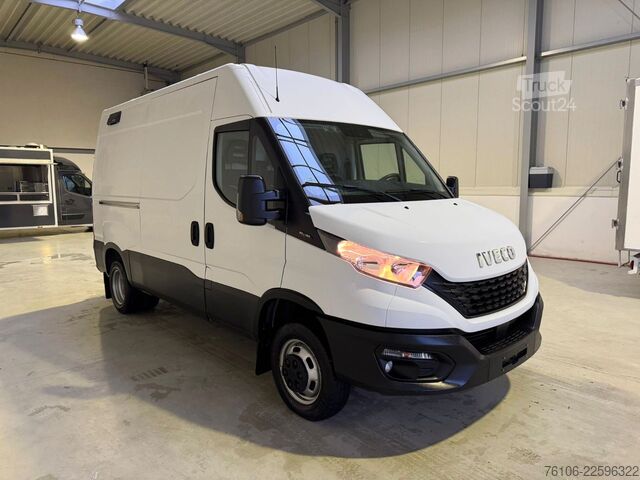 Højt tag varevogn IVECO Daily 50C18 Kastenwagen *Navi*Ahk**