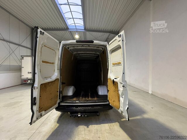 Højt tag varevogn IVECO Daily 50C18 Kastenwagen *Navi*Ahk**