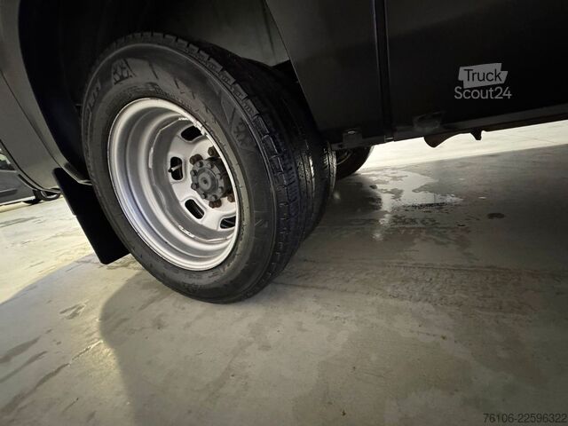 Højt tag varevogn IVECO Daily 50C18 Kastenwagen *Navi*Ahk**