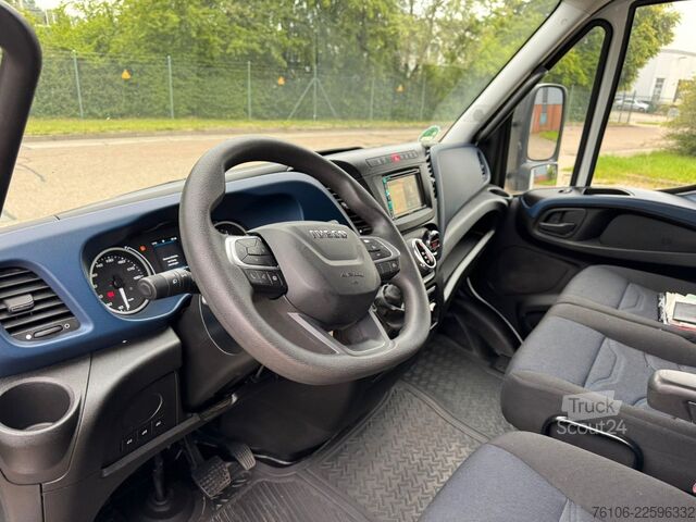 Sandučar IVECO Daily 72C18 Hi Matic Koffer mit Ladebordwand