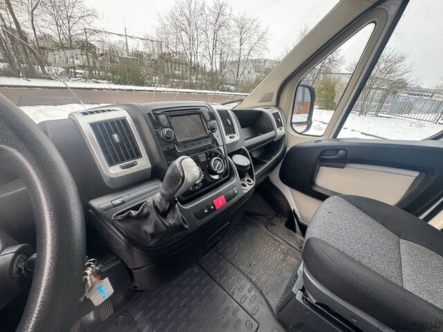 Laatikkoauto FIAT Ducato Koffer *Navi*Kamera*TÜV neu*Länge 4,20m