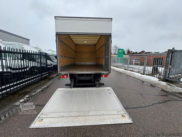 Sandučar FUSO Canter 7C18 Koffer mit Ladebordwand *Klima*
