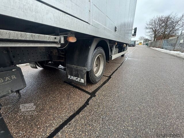 Sandučar FUSO Canter 7C18 Koffer mit Ladebordwand *Klima*