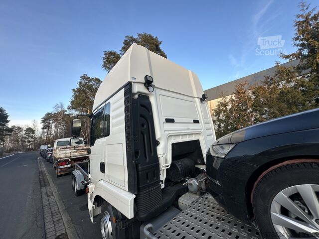 Dėžinis sunkvežimis MAN TGL 8.250 Autotransporter FFH Standklima