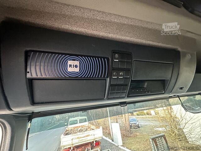 Dėžinis sunkvežimis MAN TGL 8.250 Autotransporter FFH Standklima