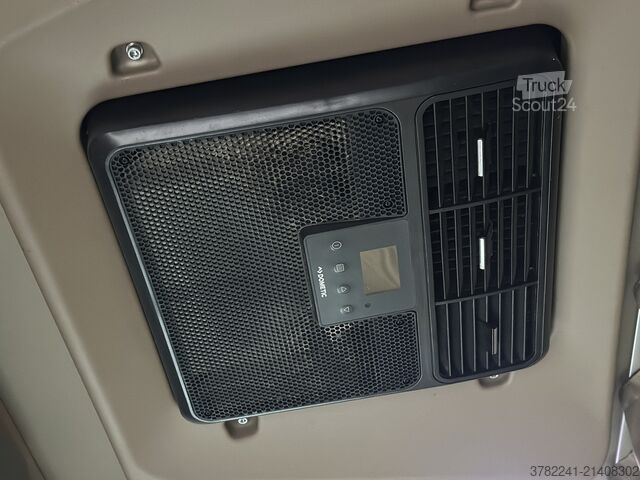 Dėžinis sunkvežimis MAN TGL 8.250 Autotransporter FFH Standklima