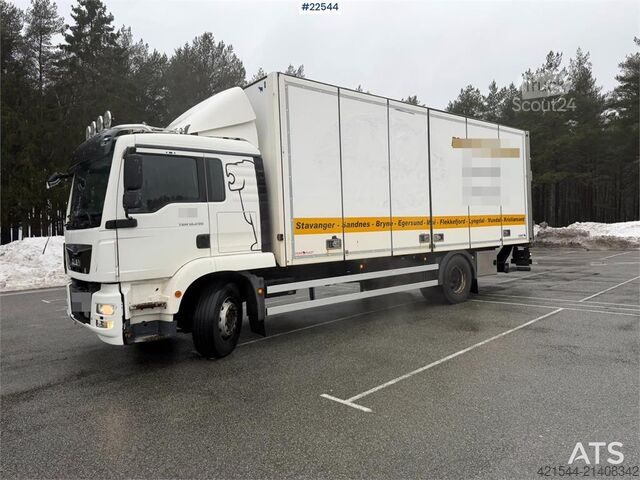 Valise MAN TGM 18.290 4x2 18 pallets box truck with lift and