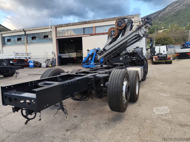 Grua Iveco Stralis AD260S31