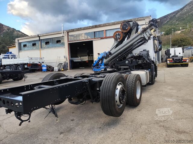 Grua Iveco Stralis AD260S31