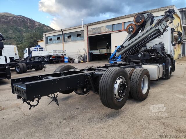 Grua Iveco Stralis AD260S31