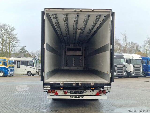 Jäähdytetyt/pakastetut kuljetukset Schmitz Cargobull SCB*S3B - Frigo Schmitz - Hooks/Rohrbahnen/Vlee...