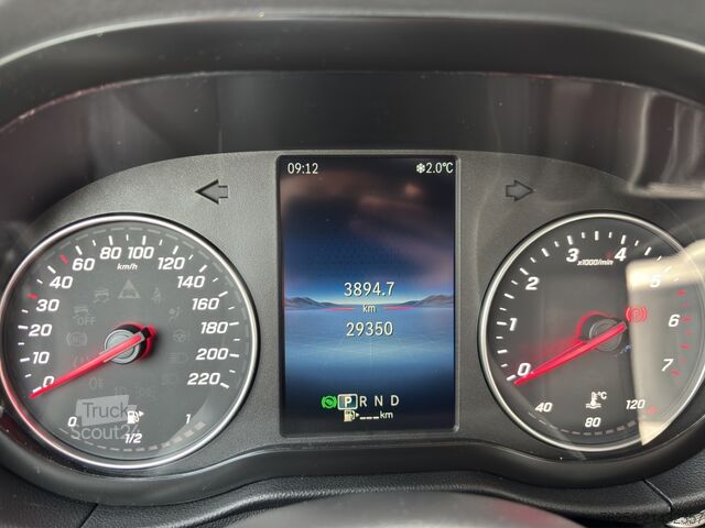 Minibussi Mercedes-Benz T 180 AUT Fernlichtass. Kam. KeyLess KlimaA LED