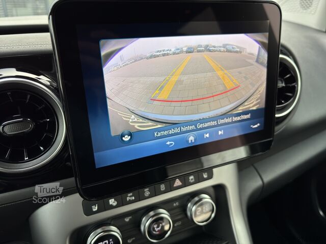 Minibussi Mercedes-Benz T 180 AUT Fernlichtass. Kam. KeyLess KlimaA LED