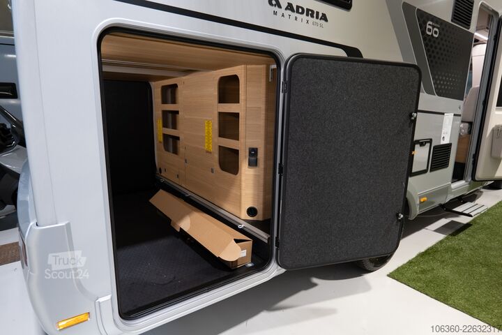 ADRIA MATRIX 670 SL - 60Y SEMI-INTEGRAL NUEVO ADRIA MATRIX 670 SL - 60Y