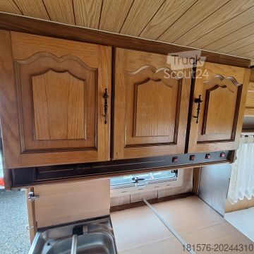 Kemperis Bürstner Lux 4602