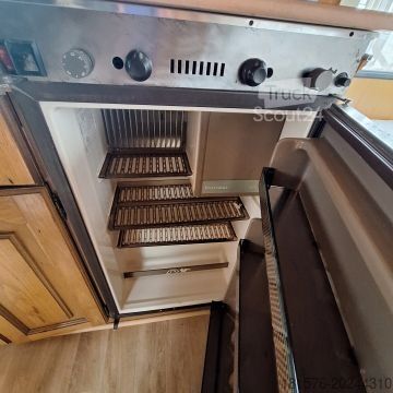 Kemperis Bürstner Lux 4602