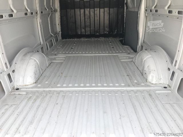 Панелен ван IVECO DAILY 35S14 V FURGONE