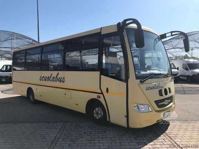 Avtobus Mercedes-Benz ATEGO SITCAR SCUOLABUS 54+3+1